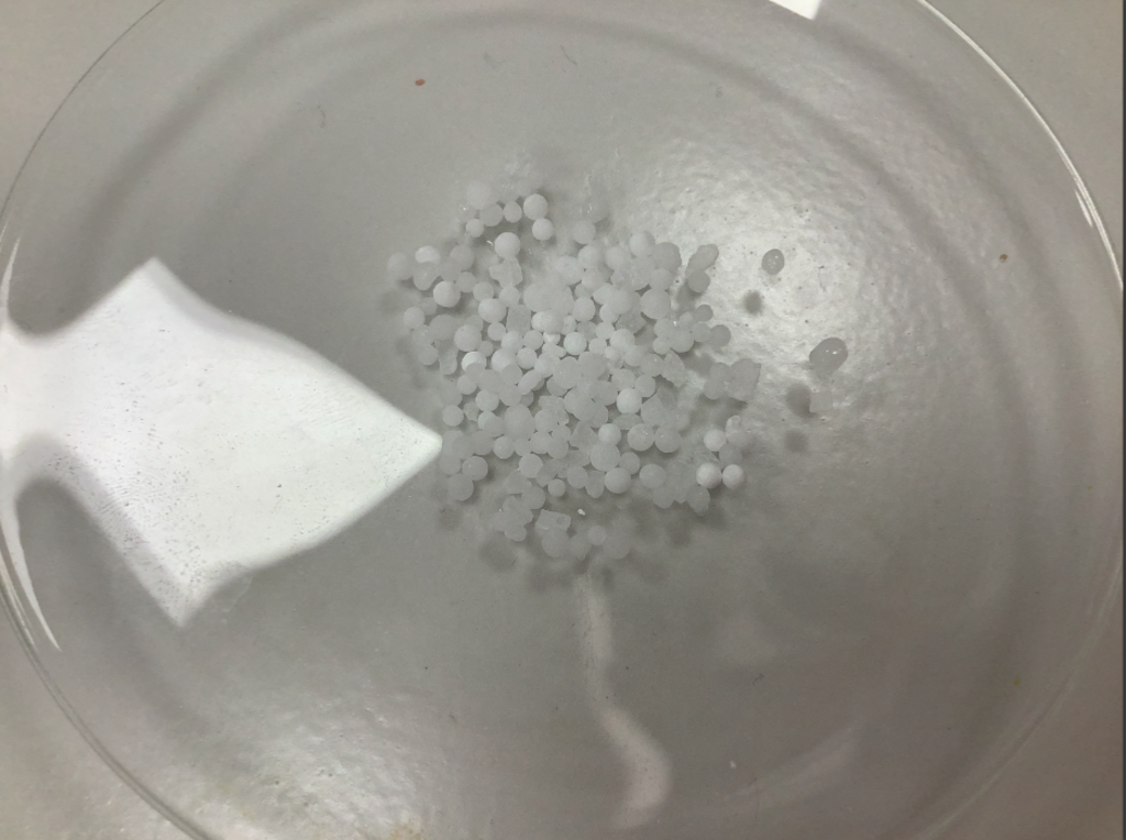 Abslussreiniger-Granulat nach 10 Minuten